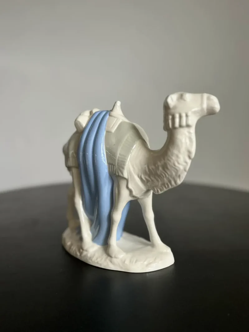 Stór camel stytta - Image 4