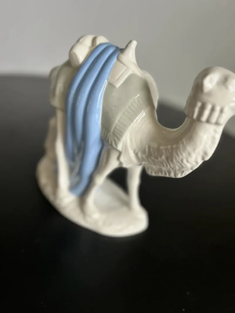 Stór camel stytta - Image 3