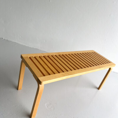 Bekkur 153A - Alvar Aalto