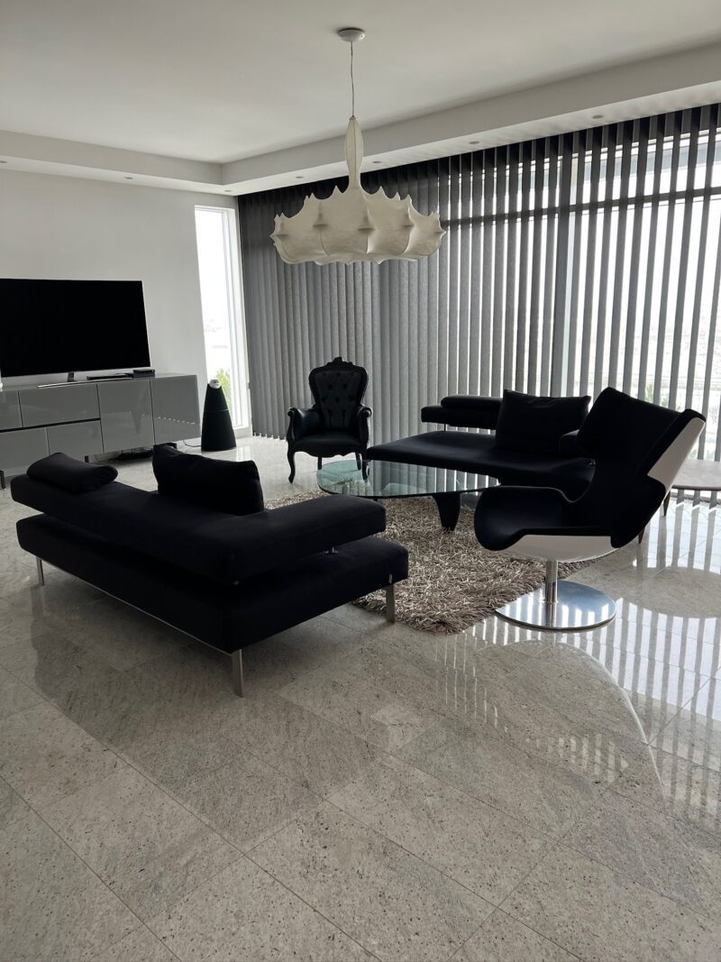 Zeppelin - FLOS - Image 7