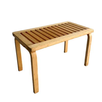 Bekkur 153B - Alvar Aalto