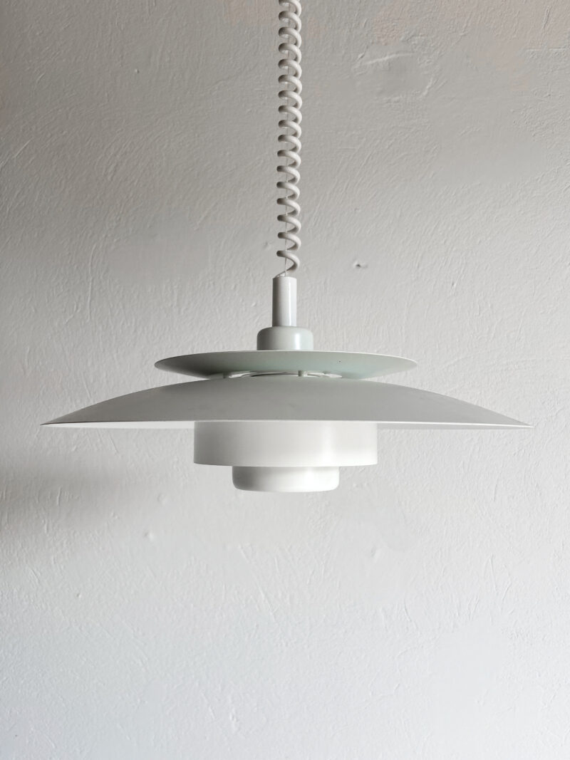 Hvítt vintage loftljós