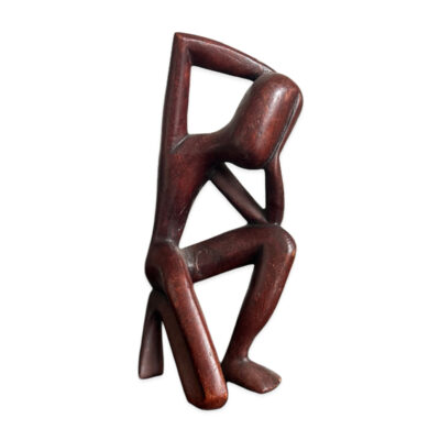 Útskorinn hugsuður