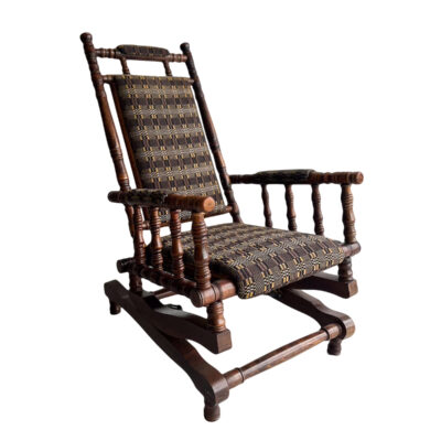 Ruggustóll með Salún áklæði