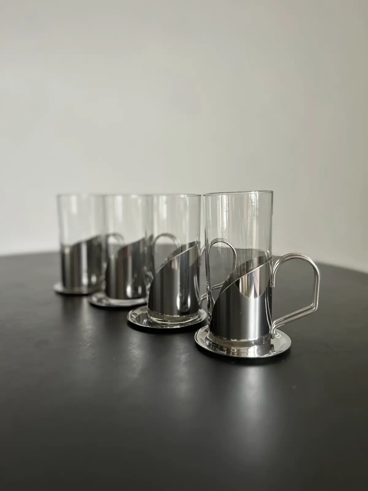 Glös með stálhandfangi - Image 2