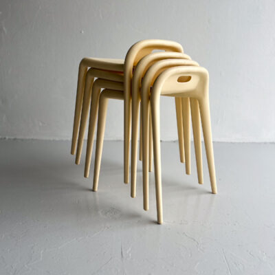 Yuyu Stool - Stefano Giovannoni for Magis (4 saman)