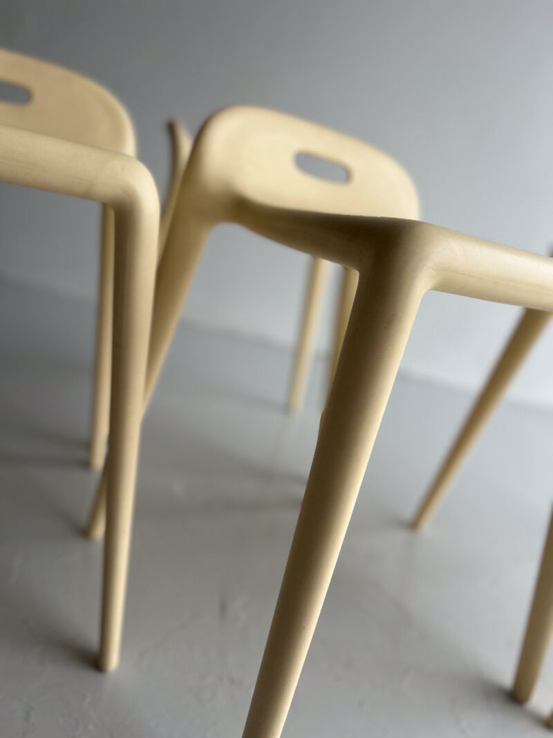 Yuyu Stool - Stefano Giovannoni for Magis (4 saman) - Image 2