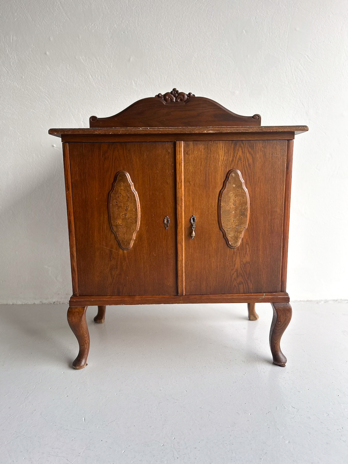 Antík skápur - Image 2