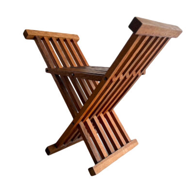 Samfellanlegur viðarstóll