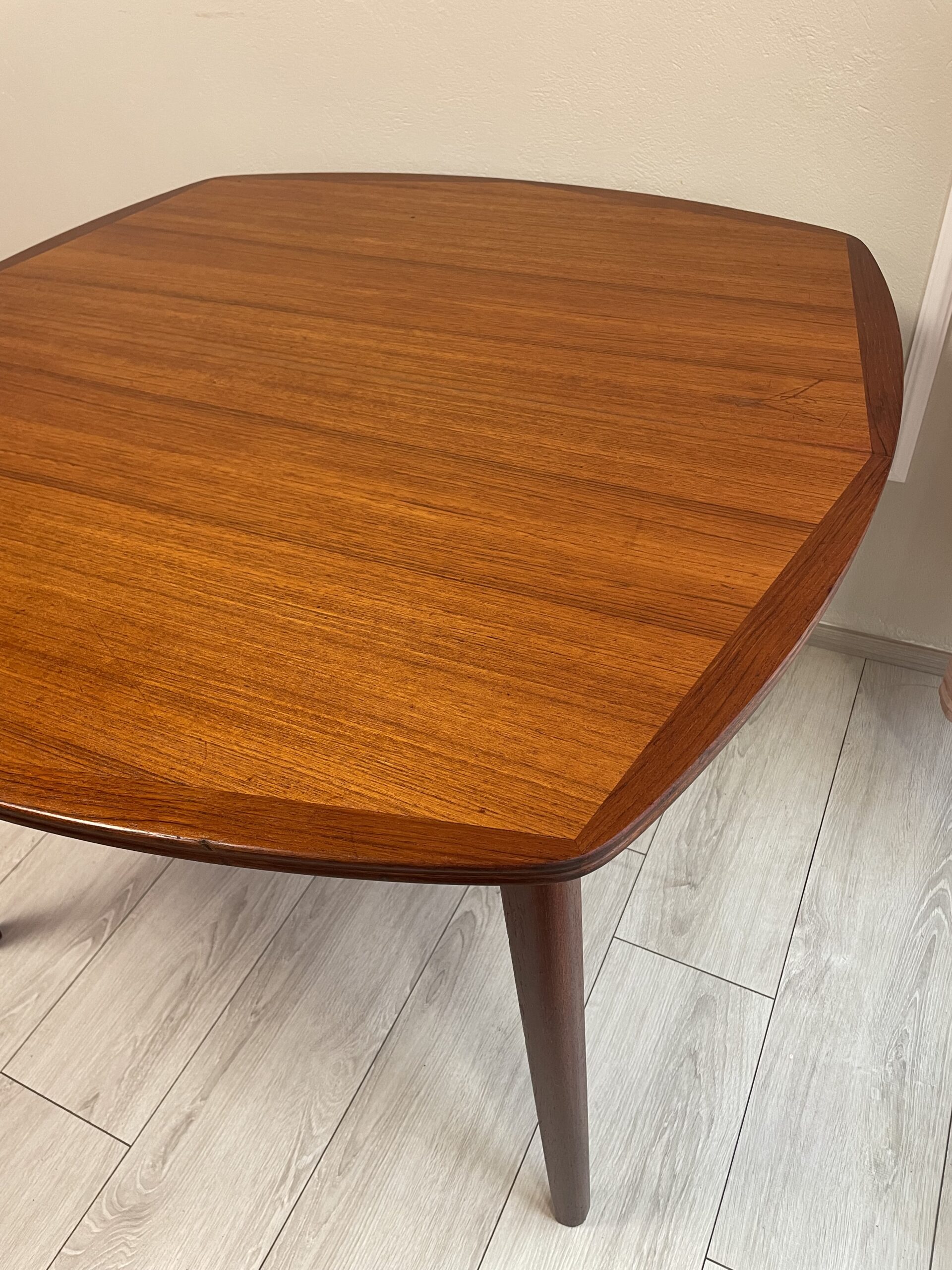 Tekk borðstofuborð - Image 6