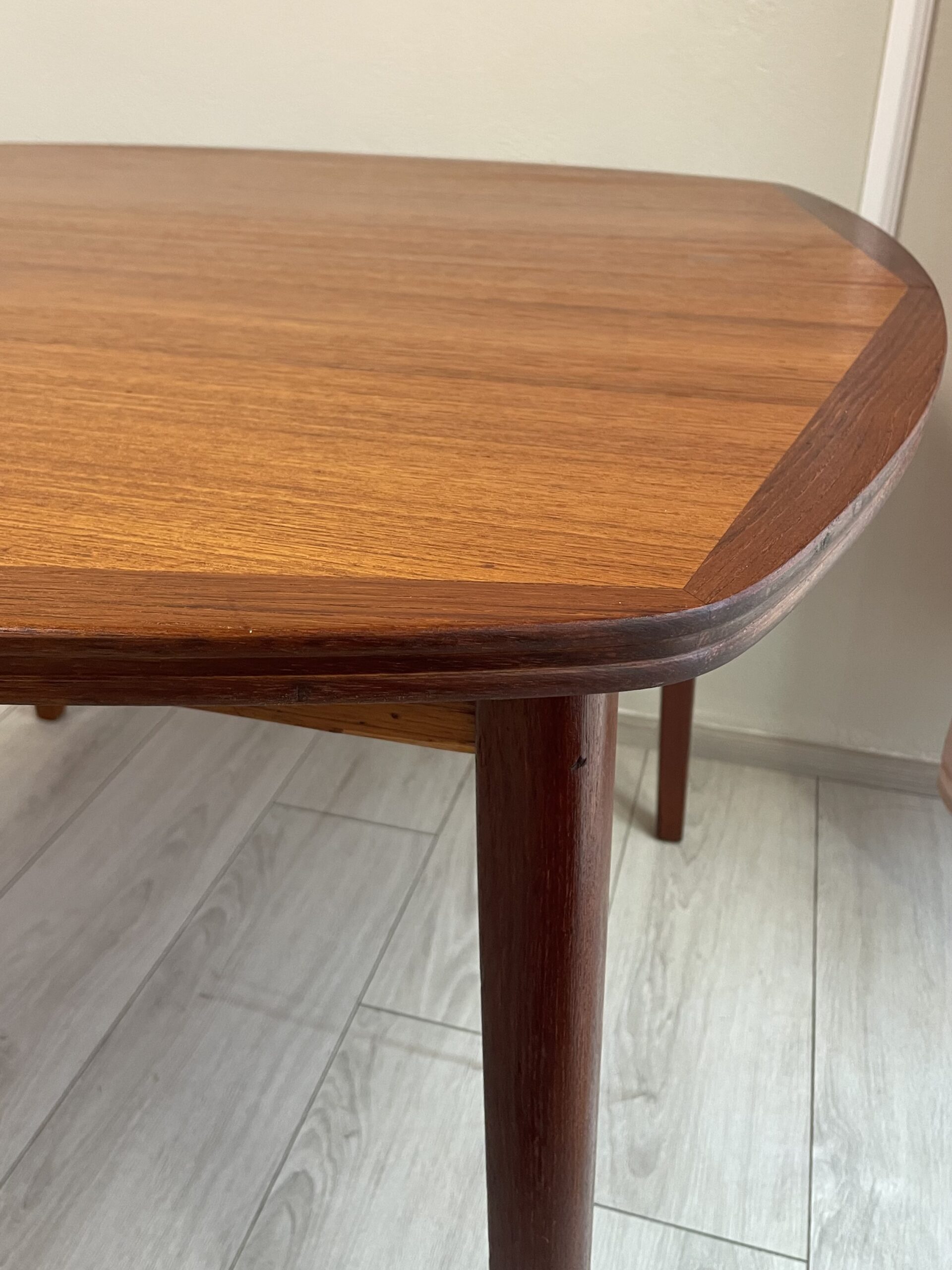 Tekk borðstofuborð - Image 3