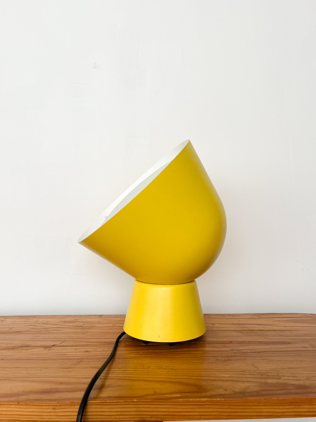 Gulur lampi - Ola Wihlborg - Image 3