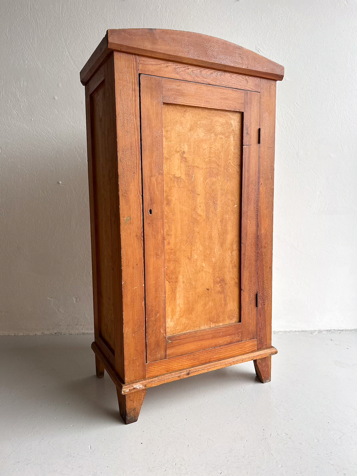 Vintage skápur - Image 3