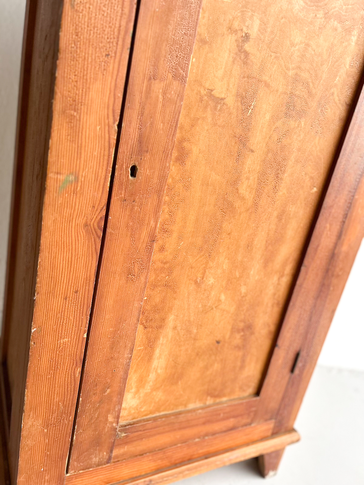 Vintage skápur - Image 4