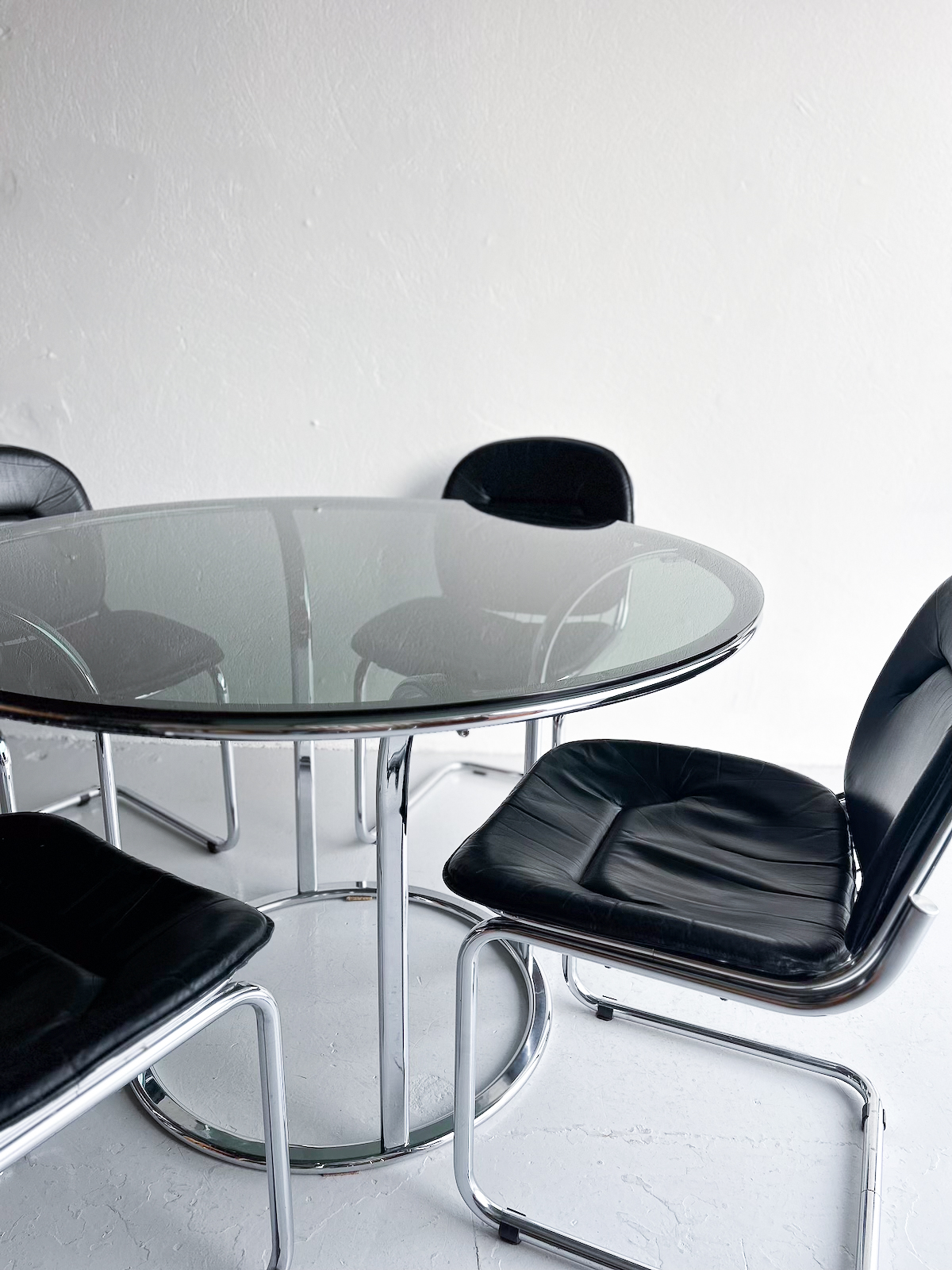 Hringborð - króm og reyklitað gler - Image 11