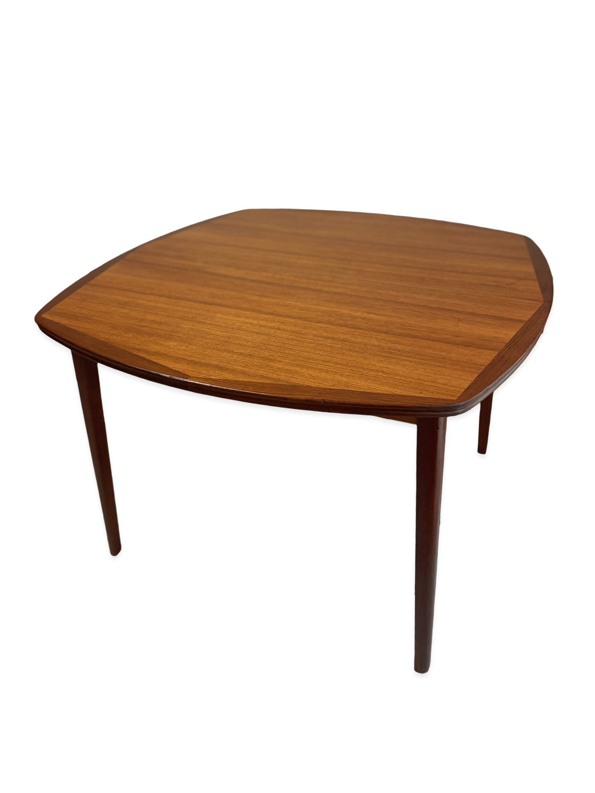 Tekk borðstofuborð